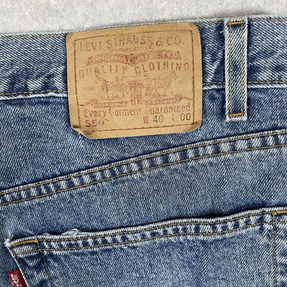 Levis 550 Shorts Mens 40 Vintage Relaxed Fit Jorts Jean Blue 90s Grunge Skate - Picture 6 of 11